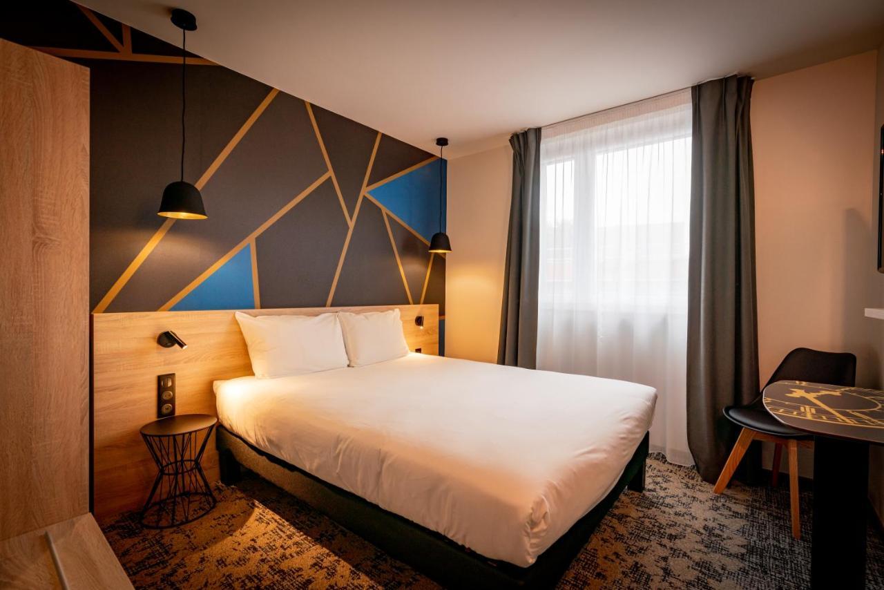Ibis Styles Valenciennes Petite Foret Exterior photo